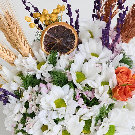 Grey Daisy Sun – Gri Polimer Saksıda Beyaz Papatyalar ve Turuncu Güller