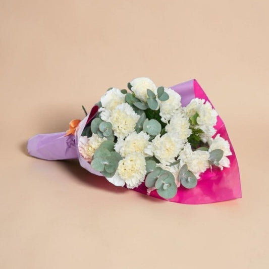 Ivory Lila – Lila Pembe Bukette Beyaz Karanfiller