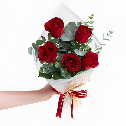 Scarlet Five – 5'li Kırmızı Gül Buketi