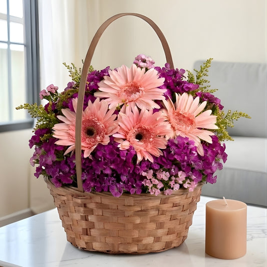 Belle Panier – Sepette Pembe Gerbera ve Hüsnüyusuf