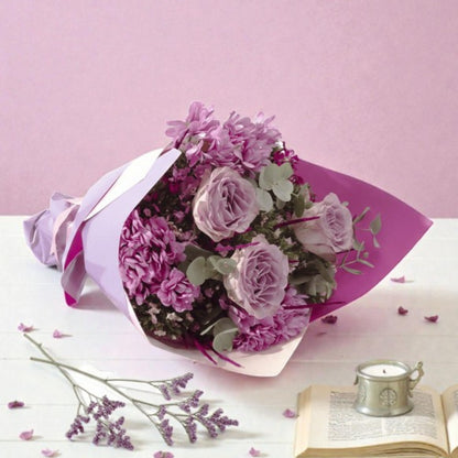 Pastel Poetry – Lila Bukette Gül ve Papatya